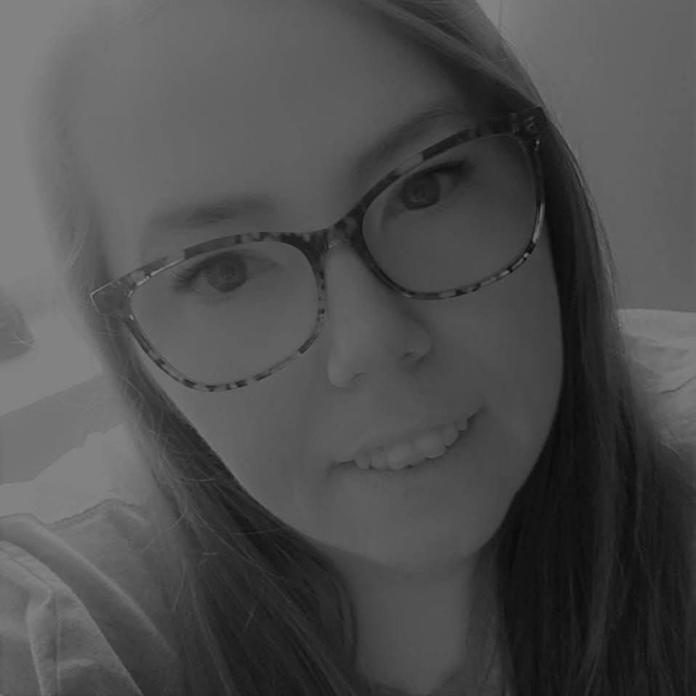 Meet your Posher, Traci